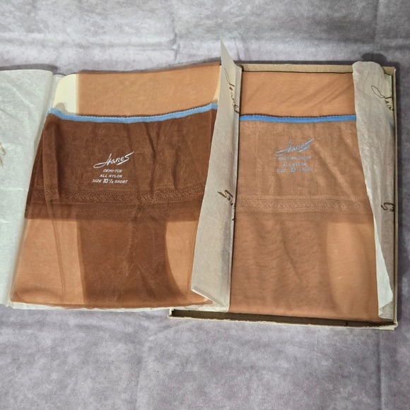 The Unbranded Brand Accessories - Hanes Demi Toe Walking Sheer Stockings Nylon Size 10 & 10.5 Short